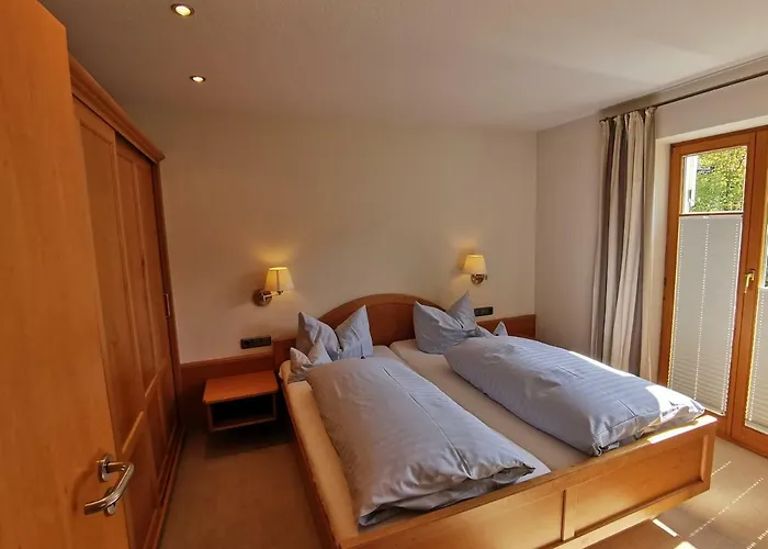 Haus Edelweiss Apartament *